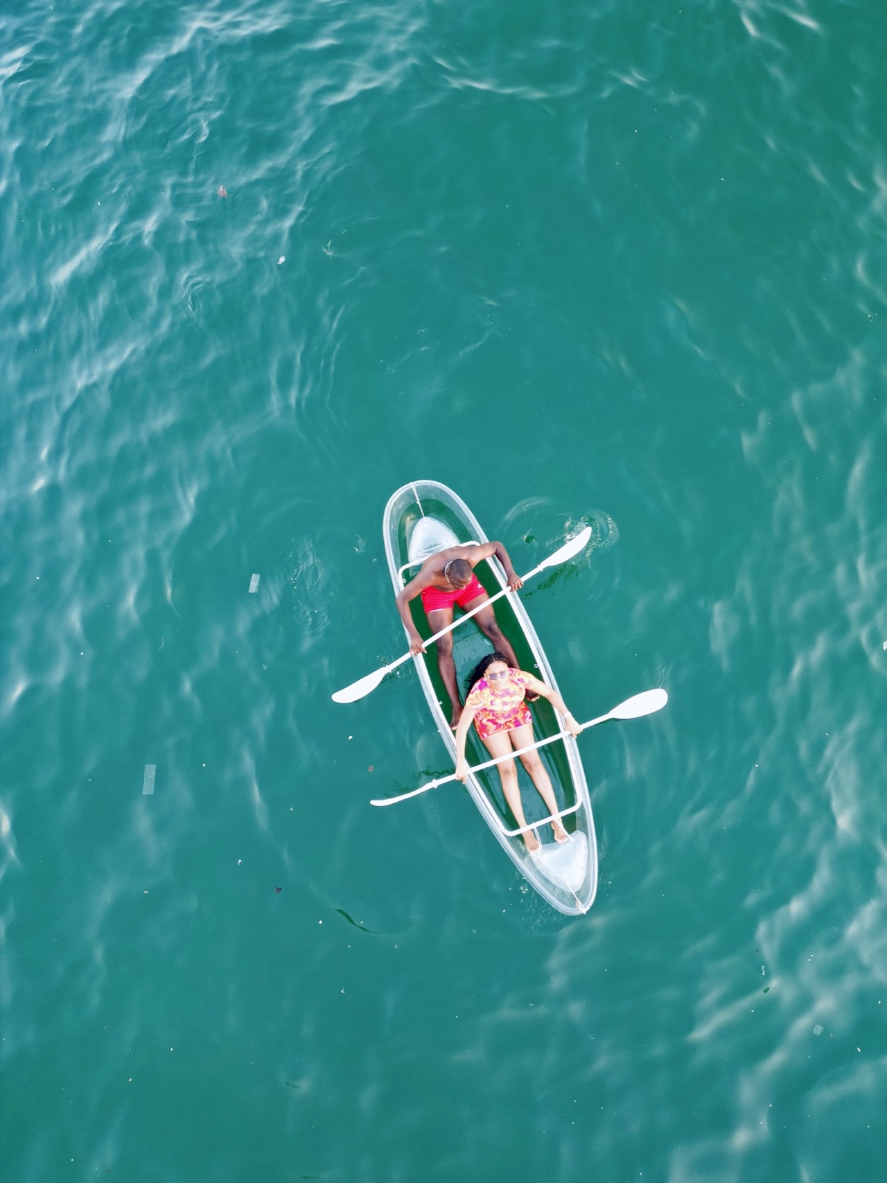 Couple en kayak transparent duo à Ouakam